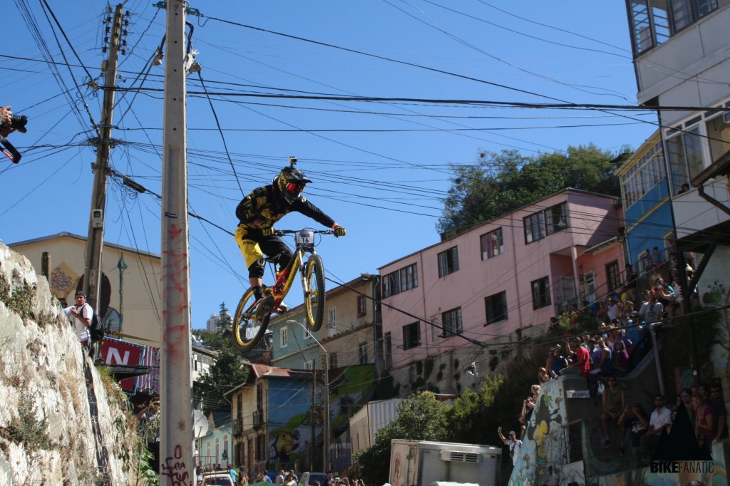 Valparaiso Urban Downhill 2013